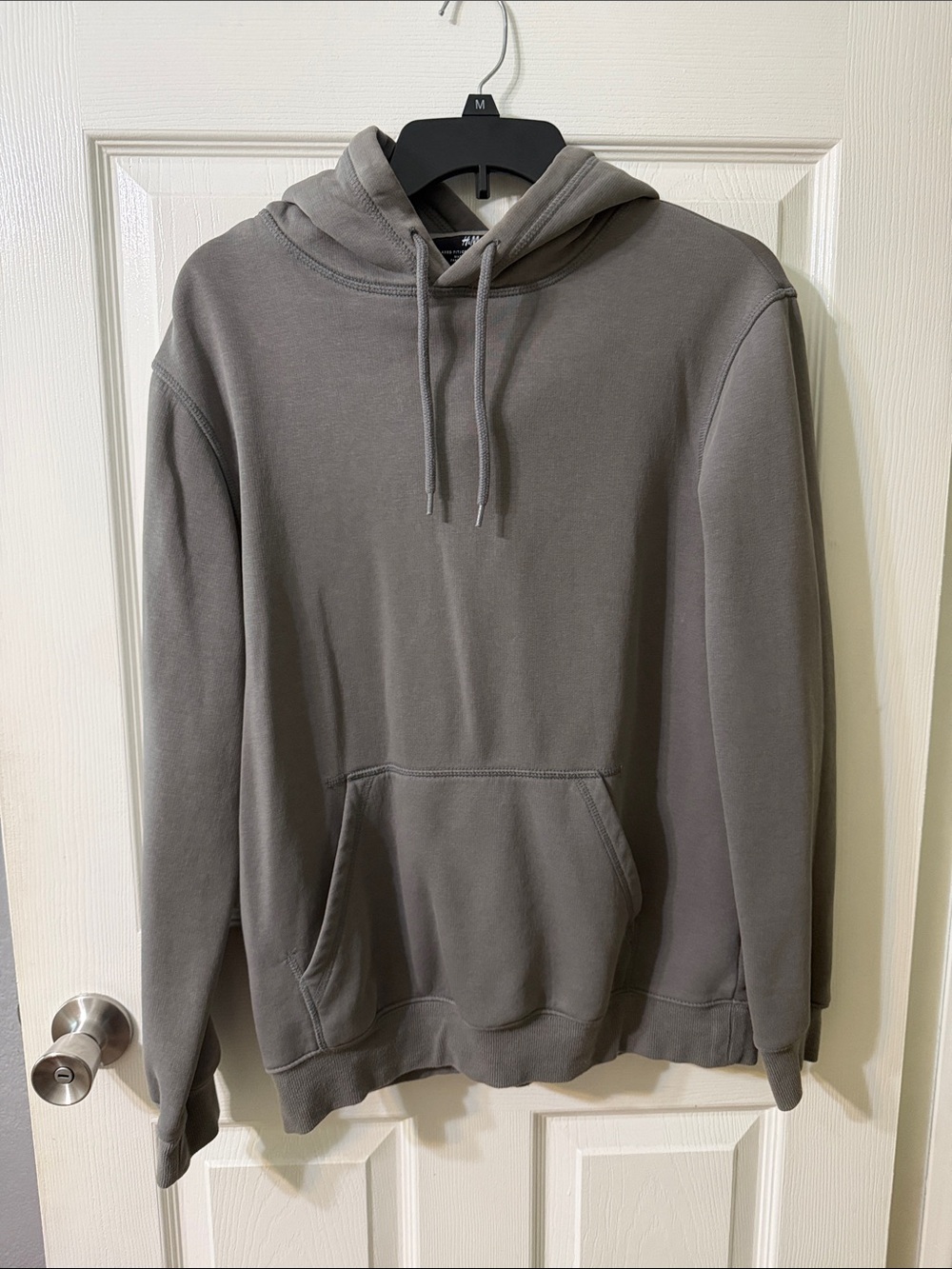 H&M Gray Pullover Hoodie - Classic Womens Sweatshirt